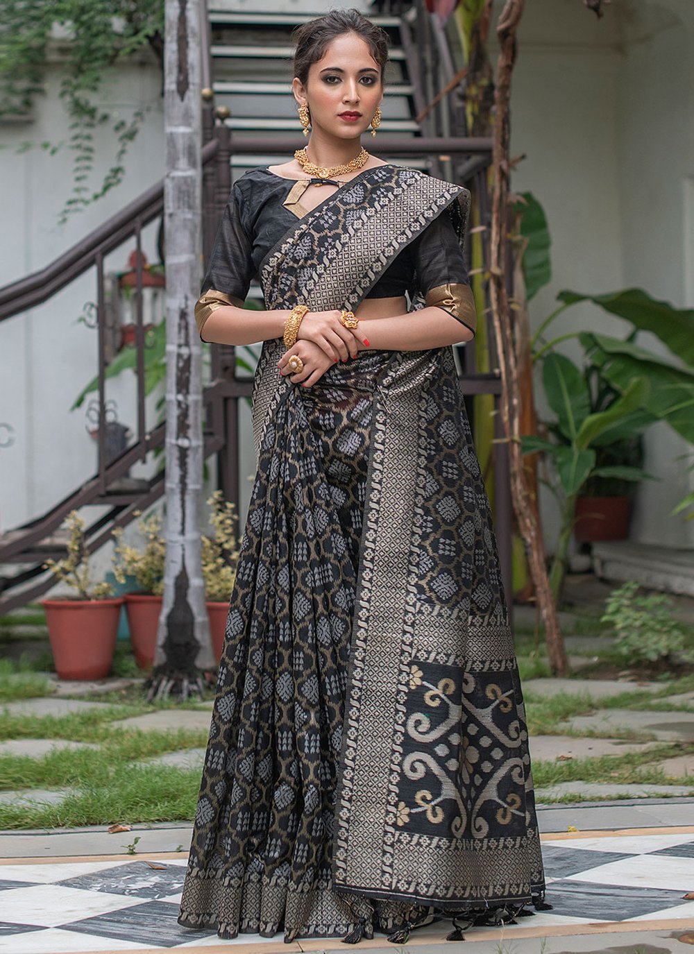 Classic Tussar Silk Black Woven Saree