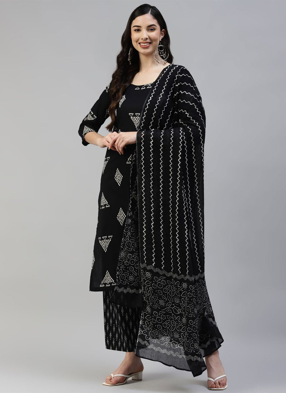 Salwar Suit Cotton Black Print Salwar Kameez