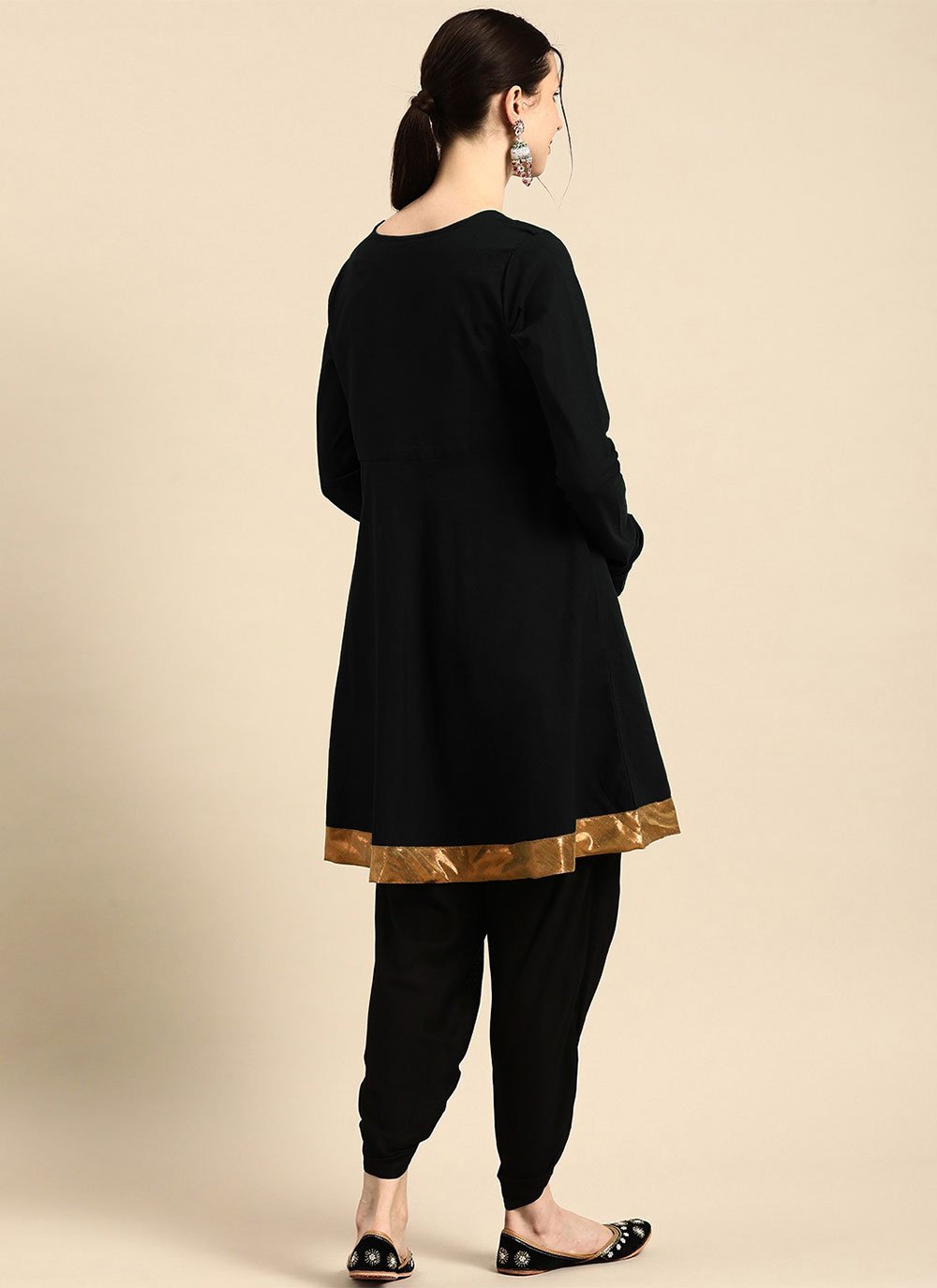 Casual Kurti Rayon Black Embroidered Kurtis