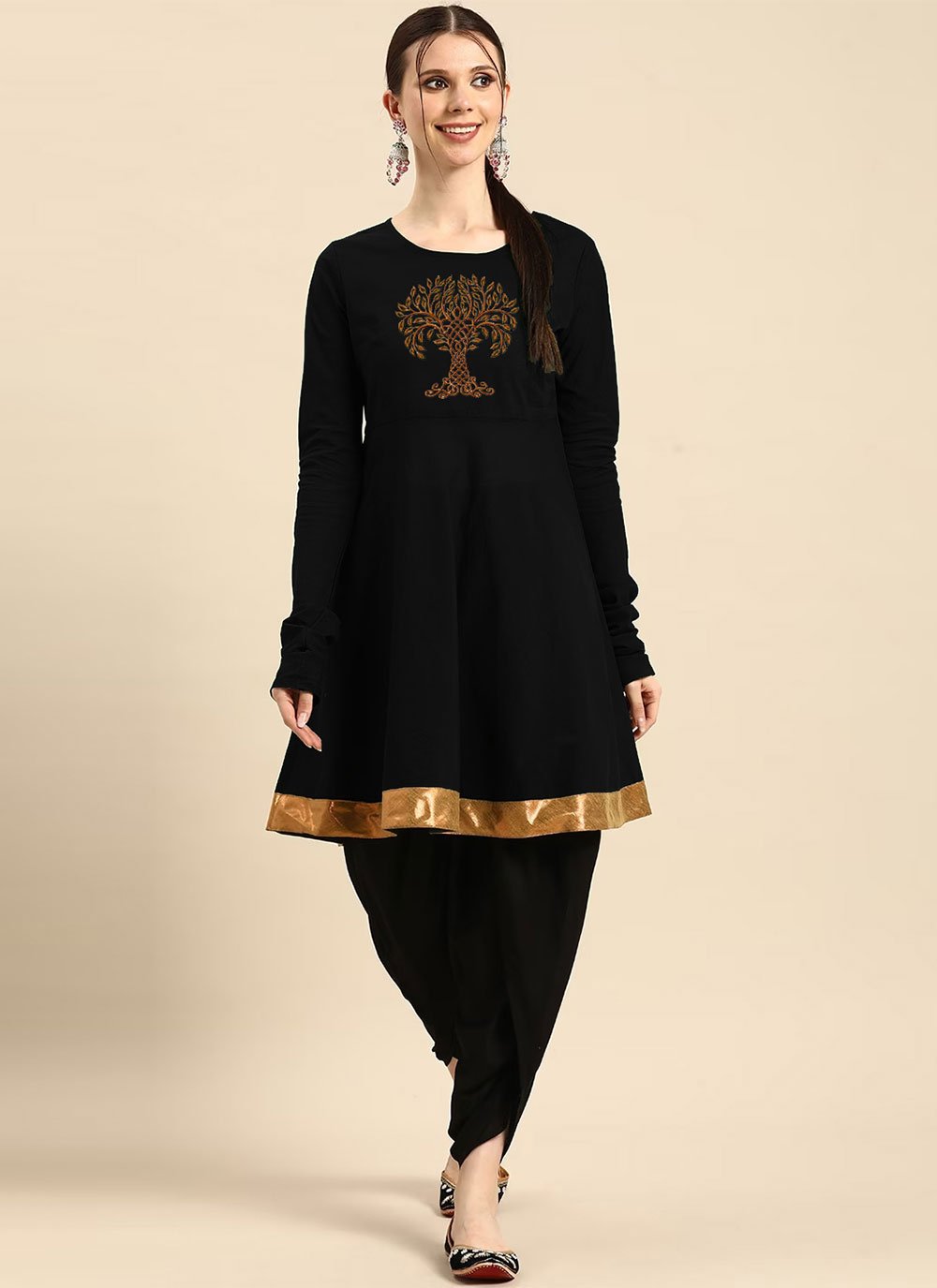 Casual Kurti Rayon Black Embroidered Kurtis