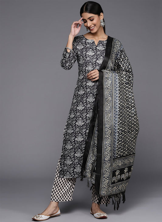 Salwar Suit Blended Cotton Black Print Salwar Kameez