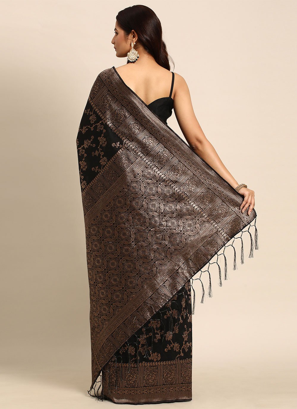 Trendy Saree Silk Black Woven Saree