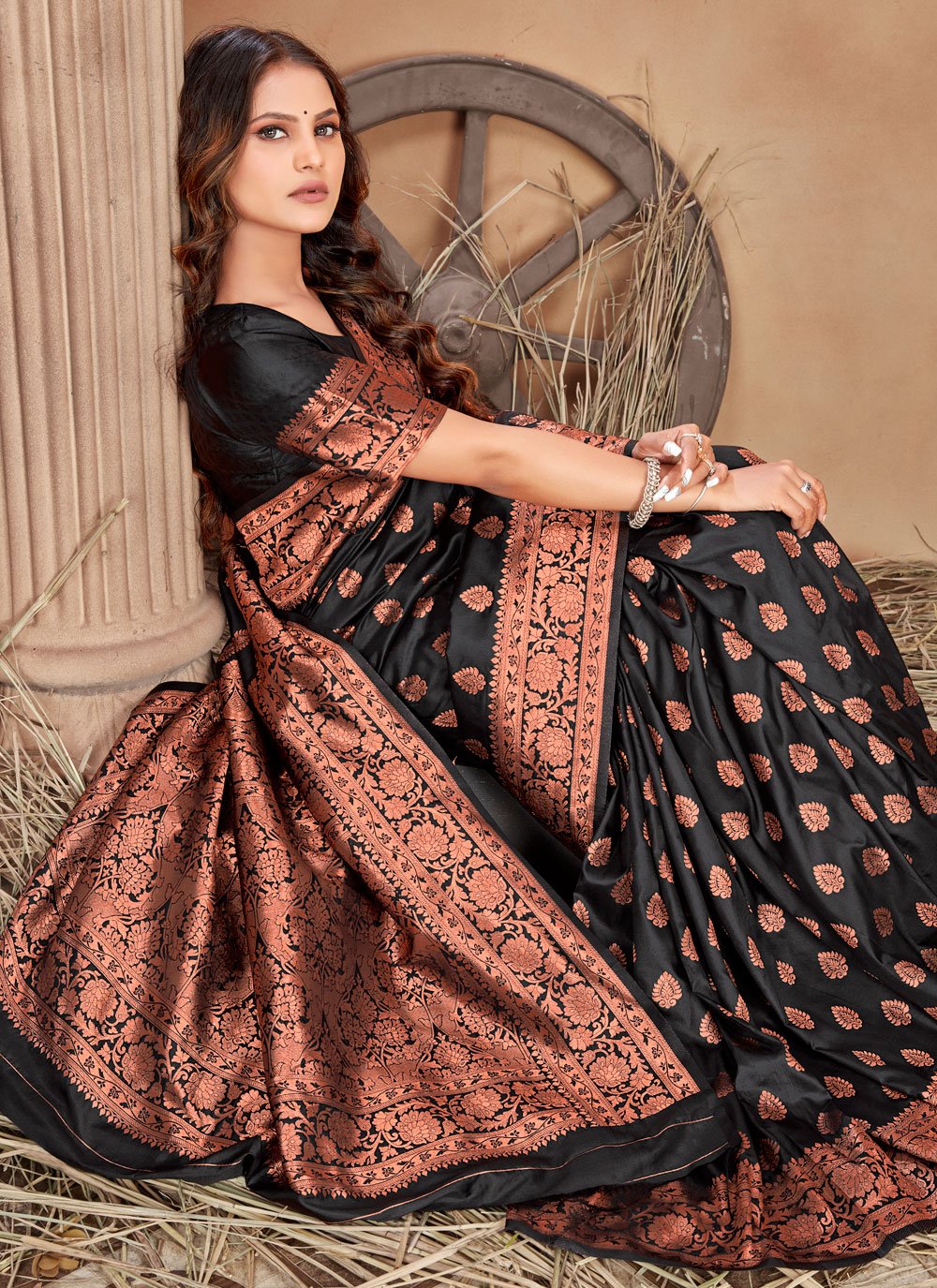 Trendy Saree Banarasi Silk Black Weaving Saree