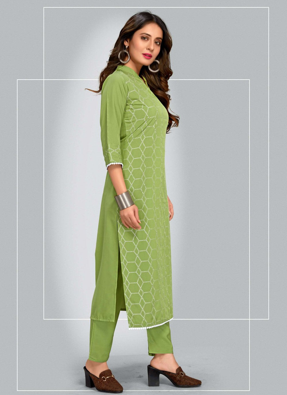 Pant Style Suit Blended Cotton Green Print Salwar Kameez