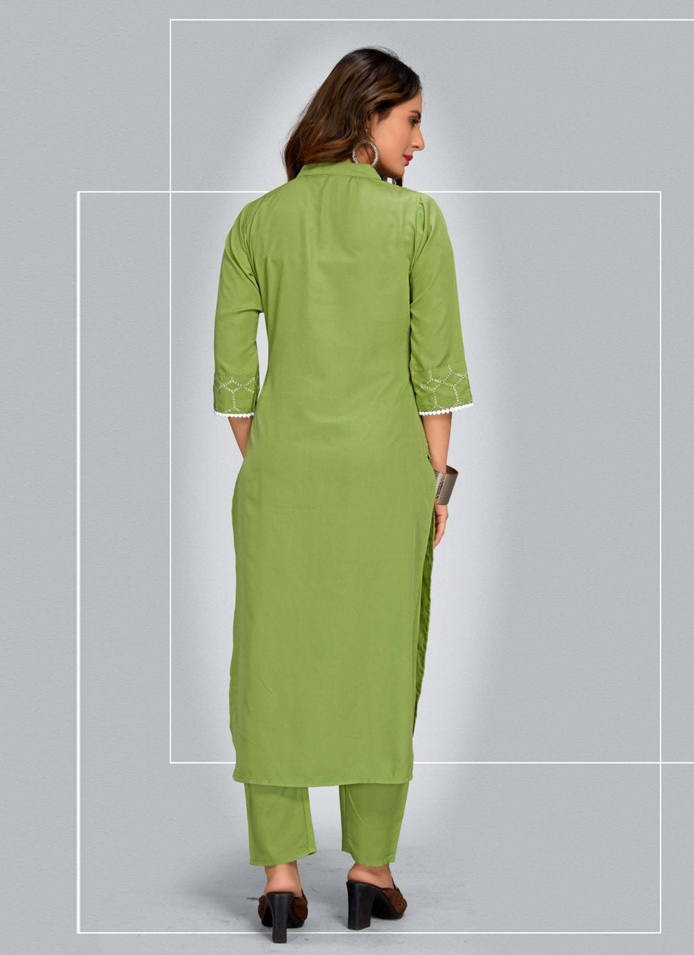 Pant Style Suit Blended Cotton Green Print Salwar Kameez