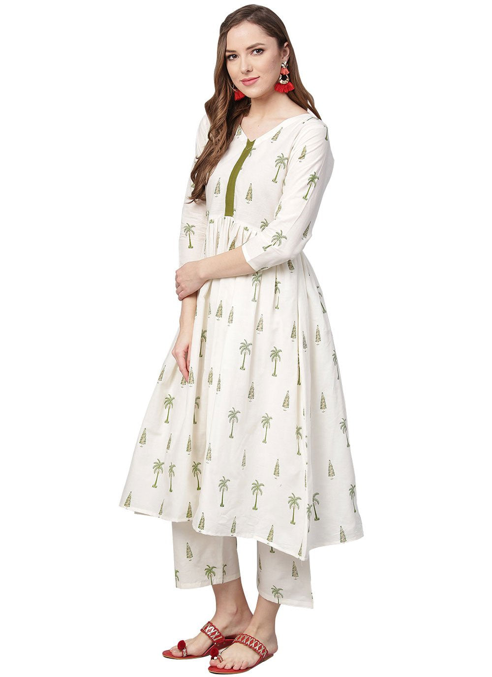 Party Wear Kurti Blended Cotton White Print Kurtis