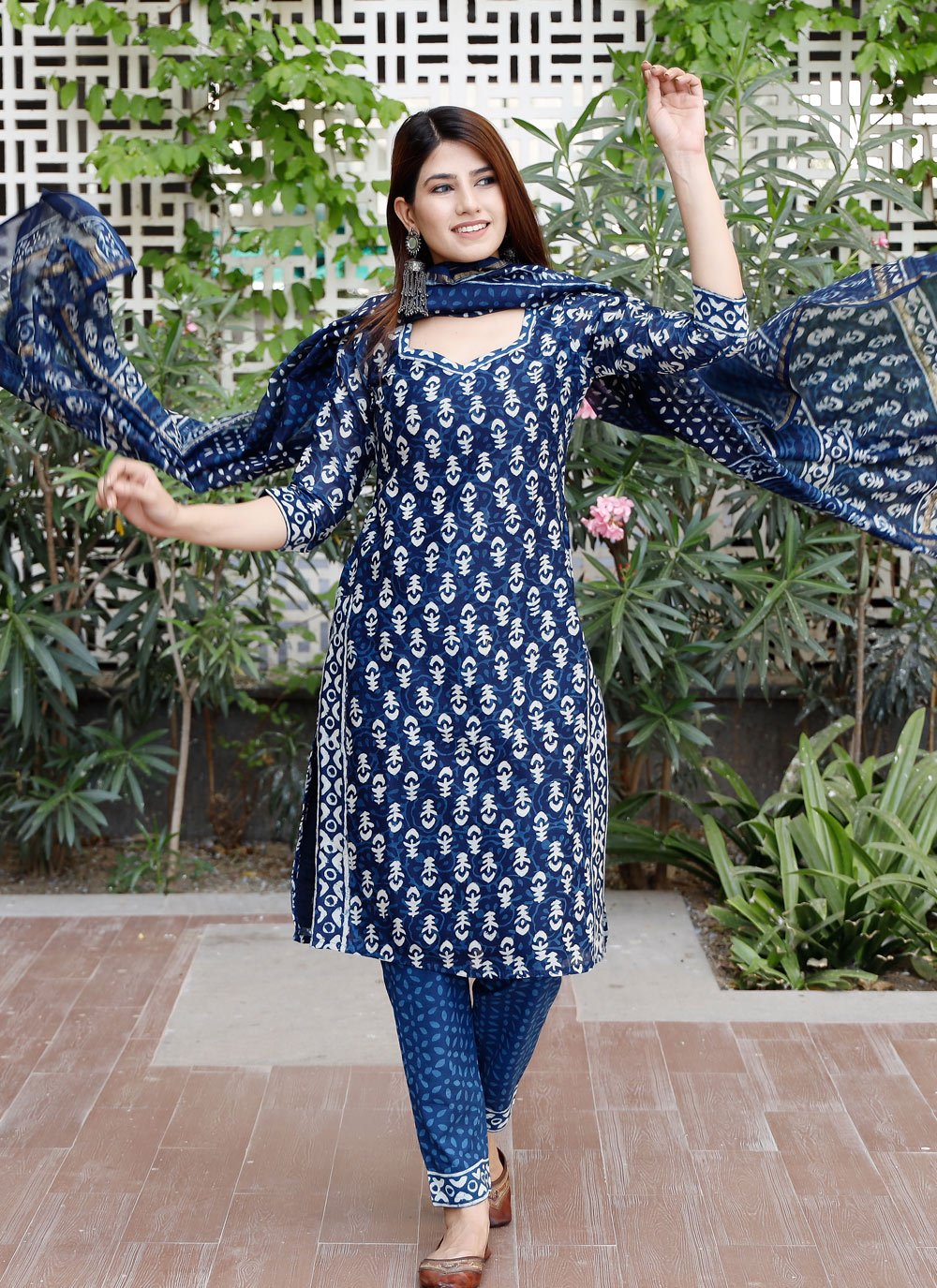 Pant Style Suit Cotton Blue Digital Print Salwar Kameez