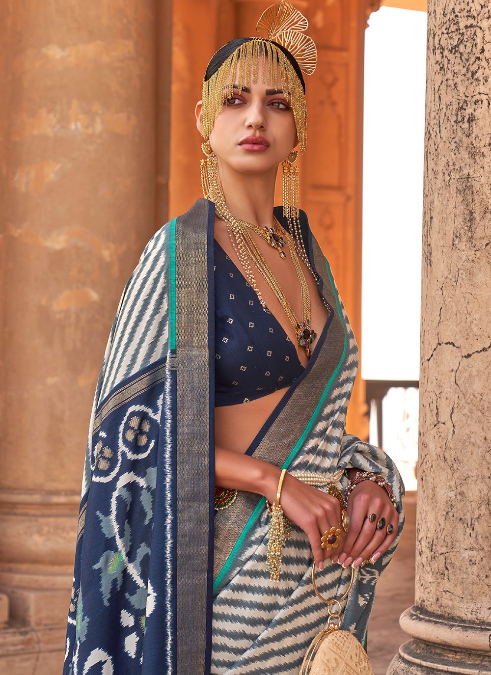 Trendy Saree Silk Blue Patola Print Saree