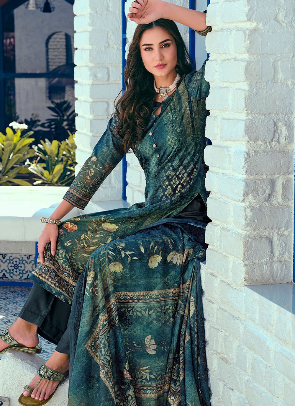 Straight Salwar Suit Blended Cotton Blue Digital Print Salwar Kameez