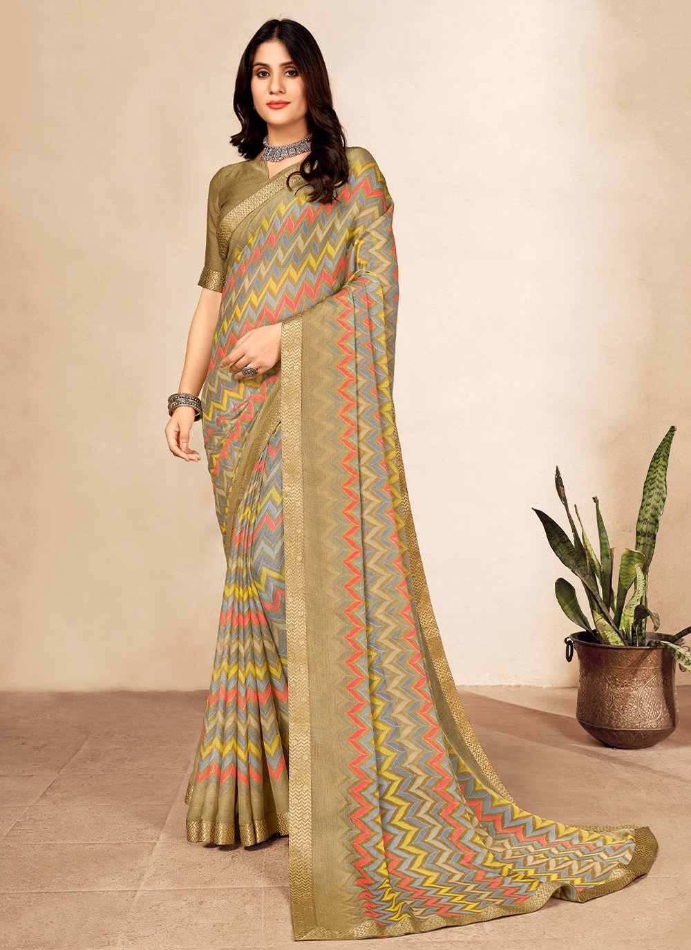 Trendy Saree Chiffon Green Patch Border Saree