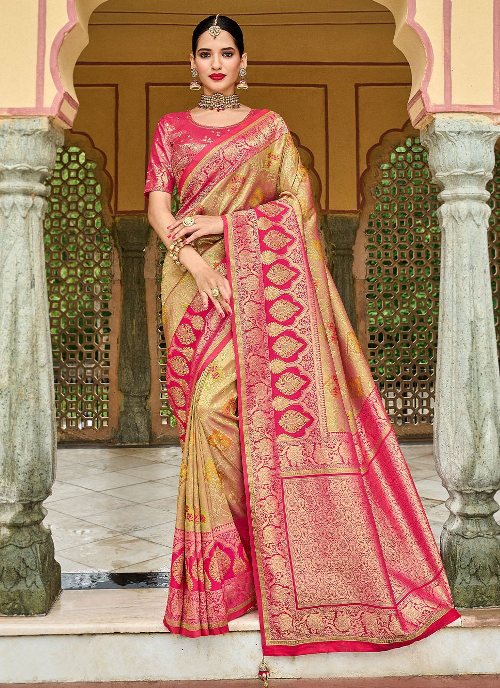 Classic Kanjivaram Silk Brown Weaving Saree