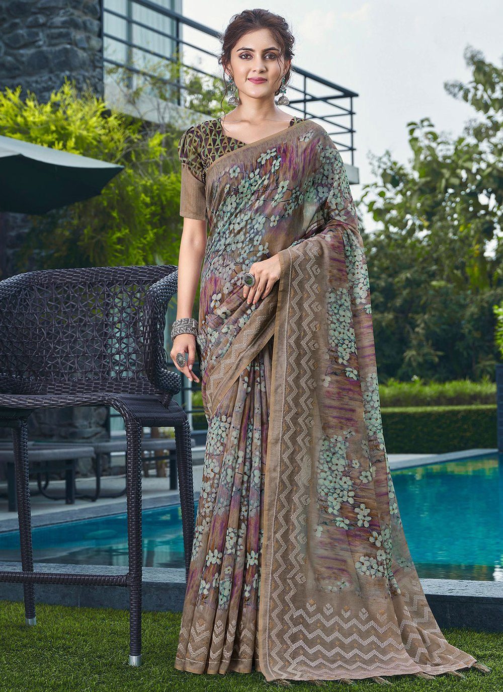 Trendy Saree Linen Brown Embroidered Saree