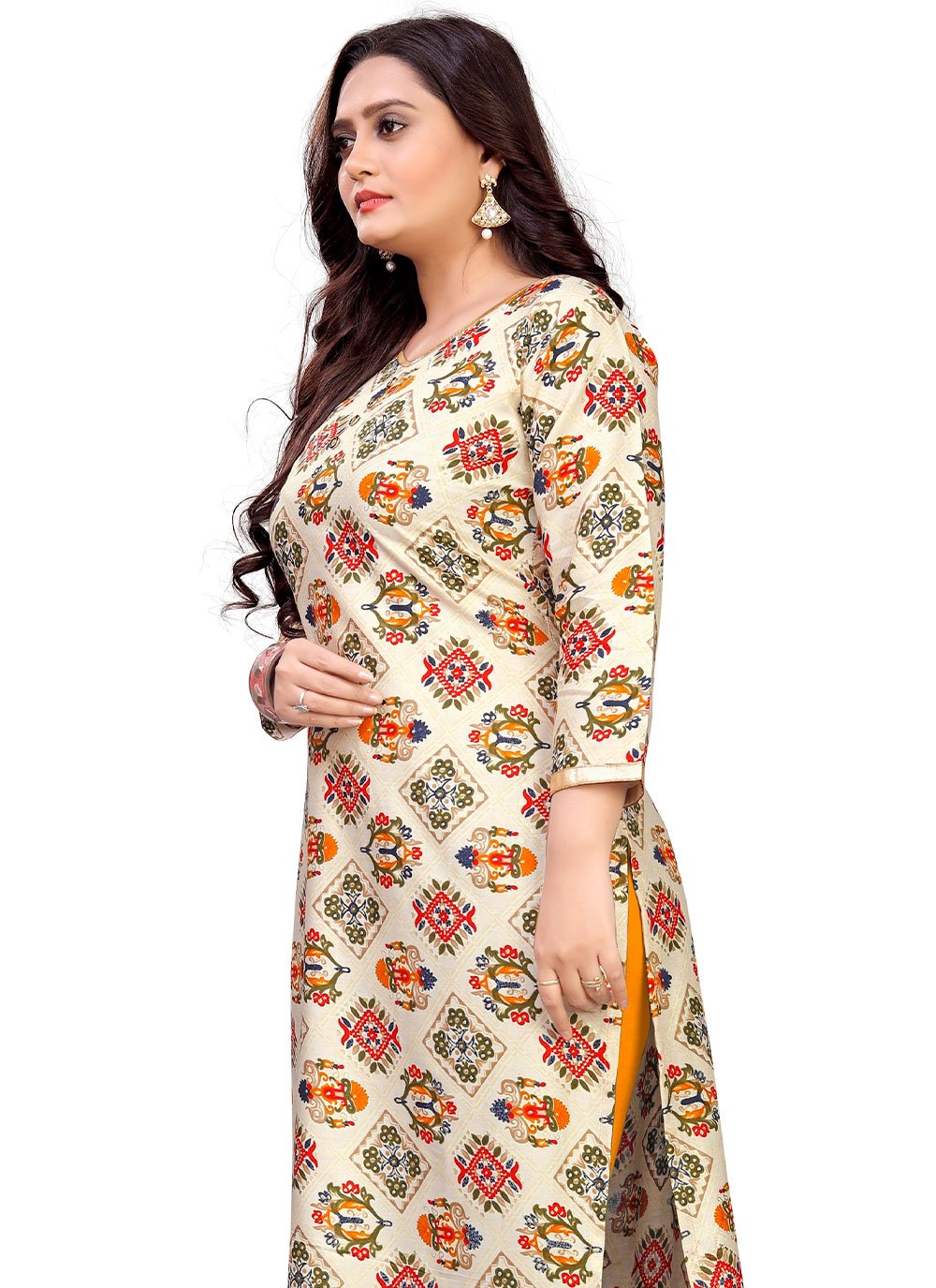 Casual Kurti Rayon Cream Foil Print Kurtis