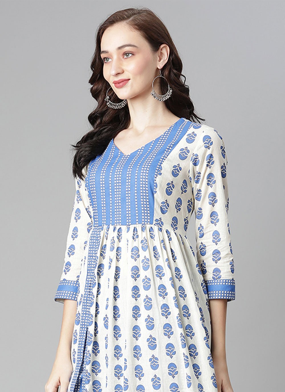 Casual Kurti Cotton Blue White Print Kurtis