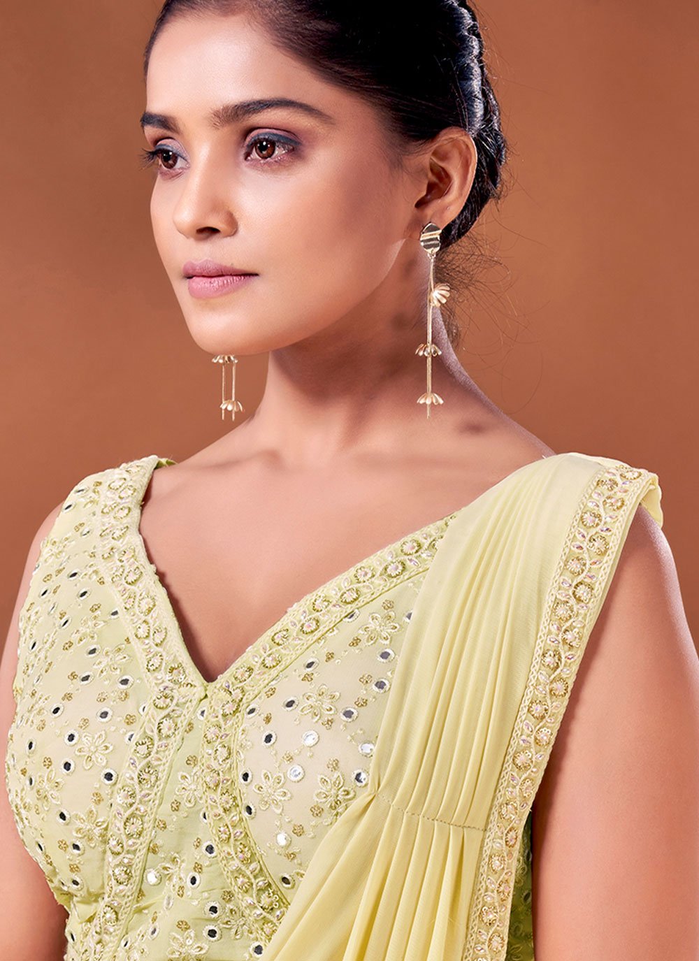 Classic Net Yellow Patch Border Saree