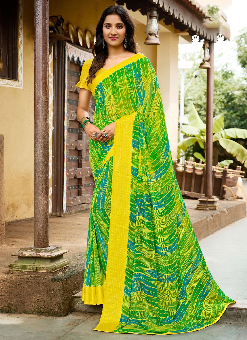 Classic Georgette Green Patch Border Saree