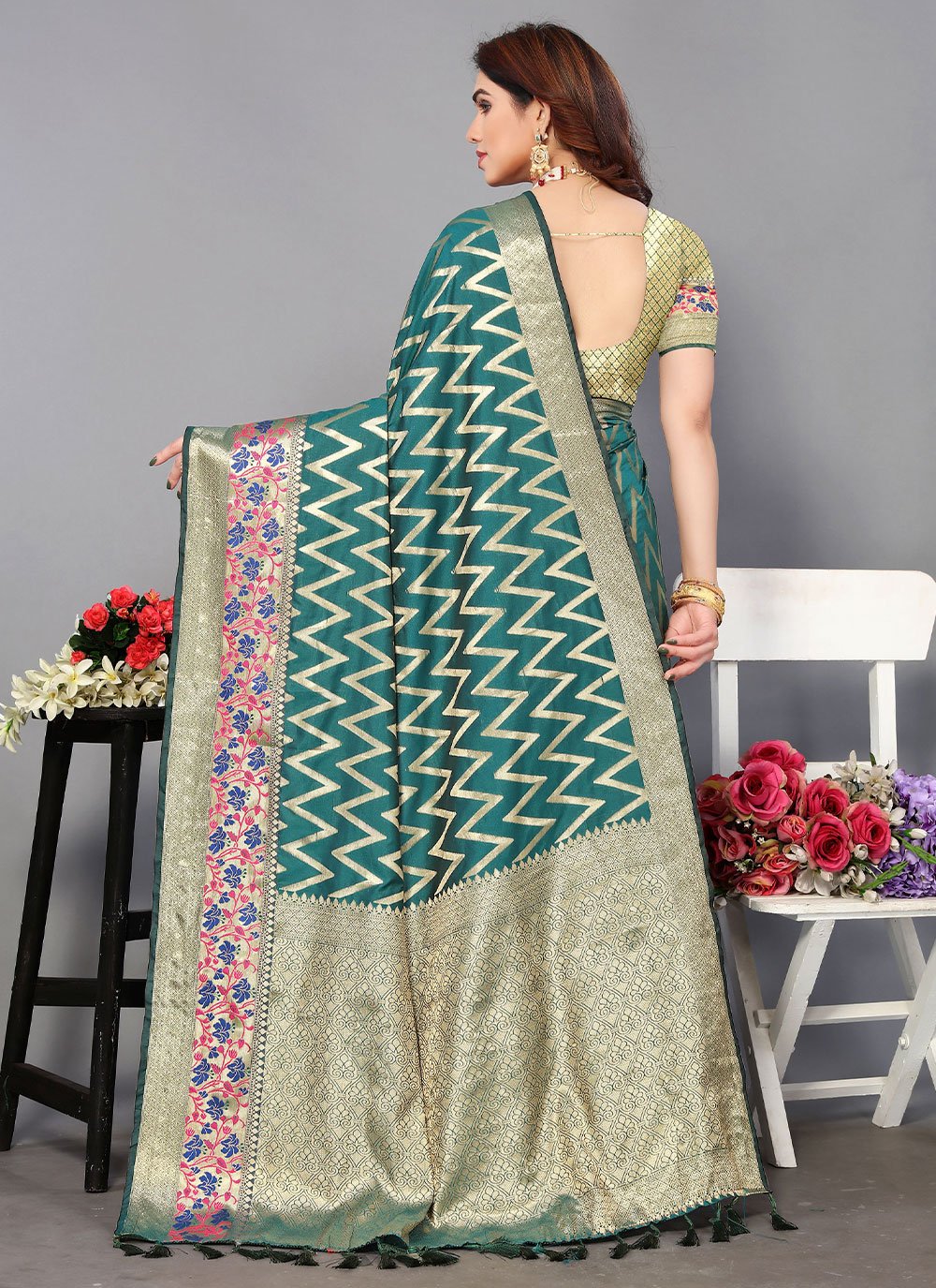 Classic Silk Rama Jacquard Work Saree