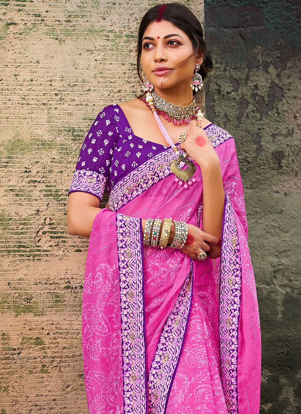 Classic Faux Chiffon Pink Print Saree