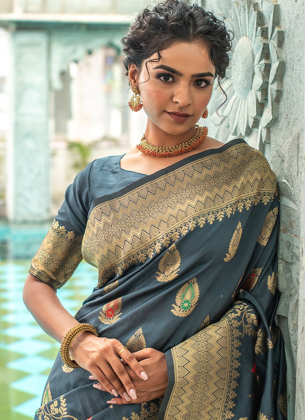 Contemporary Silk Grey Woven Saree