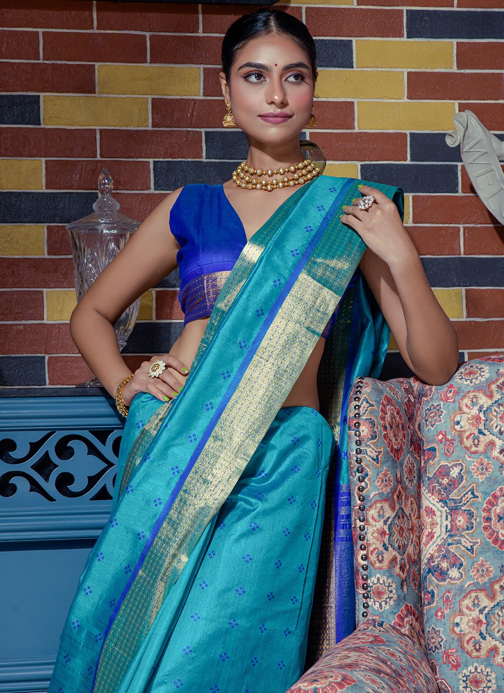 Contemporary Silk Firozi Woven Saree