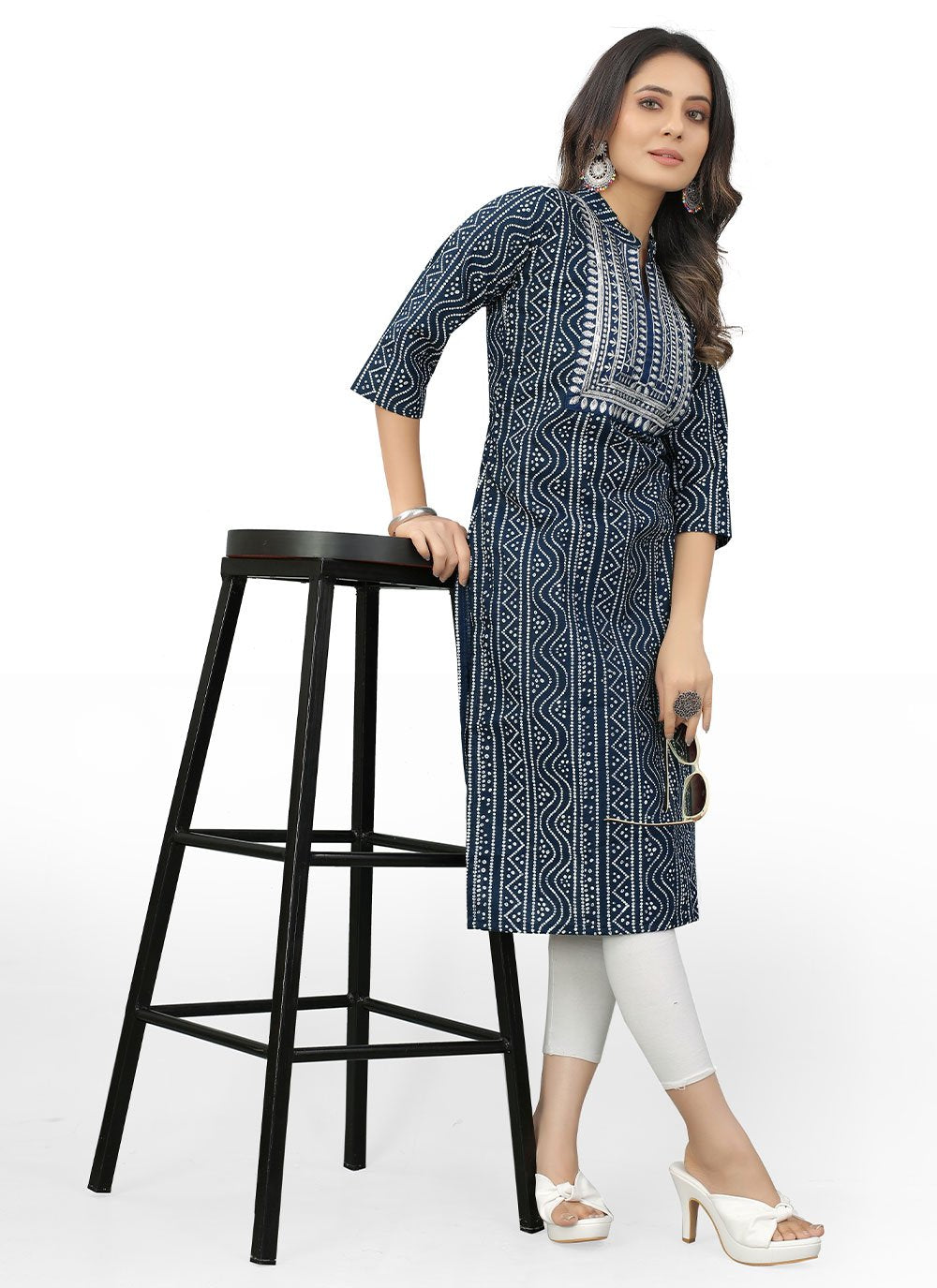 Casual Kurti Cotton Blue Embroidered Kurtis