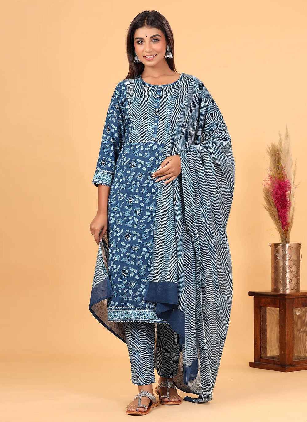 Pant Style Suit Cotton Blue Print Salwar Kameez