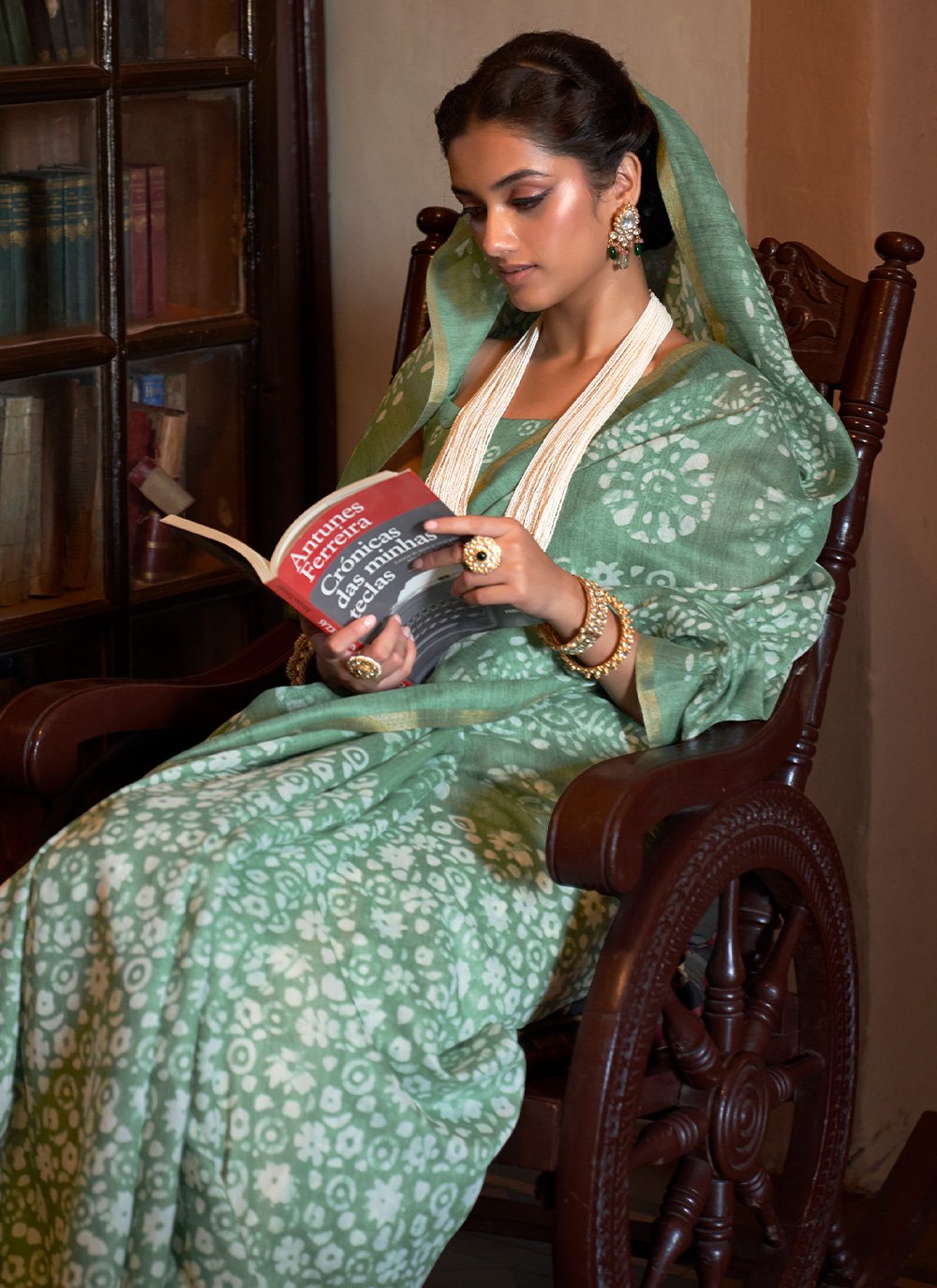 Contemporary Cotton Sea Green Print Saree