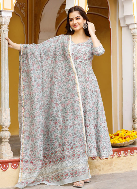 Pant Style Suit Cotton Grey Digital Print Salwar Kameez