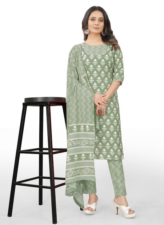 Salwar Suit Cotton Green Print Salwar Kameez