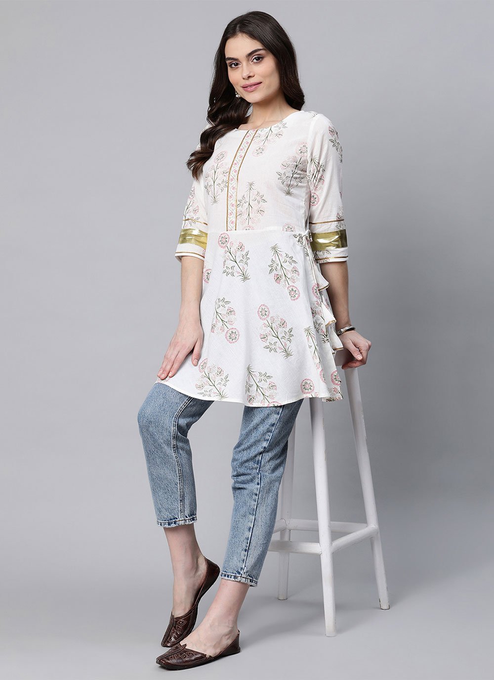 Party Wear Kurti Cotton Off White Floral Patch Kurtis