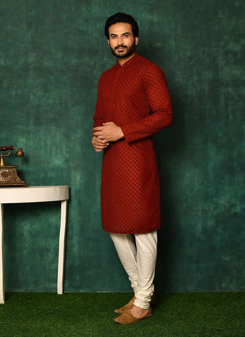 Kurta Pyjama Cotton Maroon Chikankari Work Mens