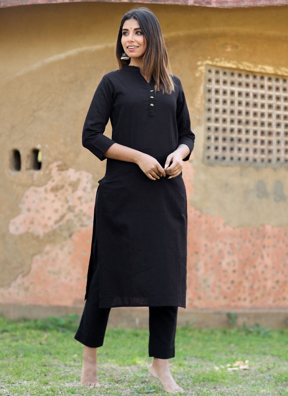 Party Wear Kurti Cotton Black Plain Kurtis