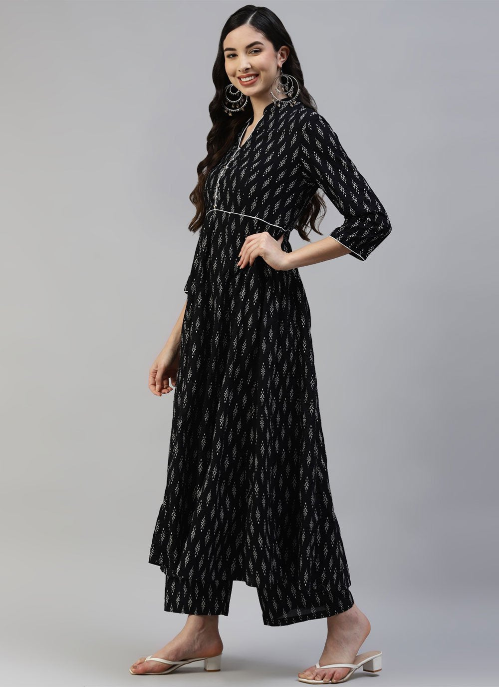 Salwar Suit Cotton Black Print Salwar Kameez