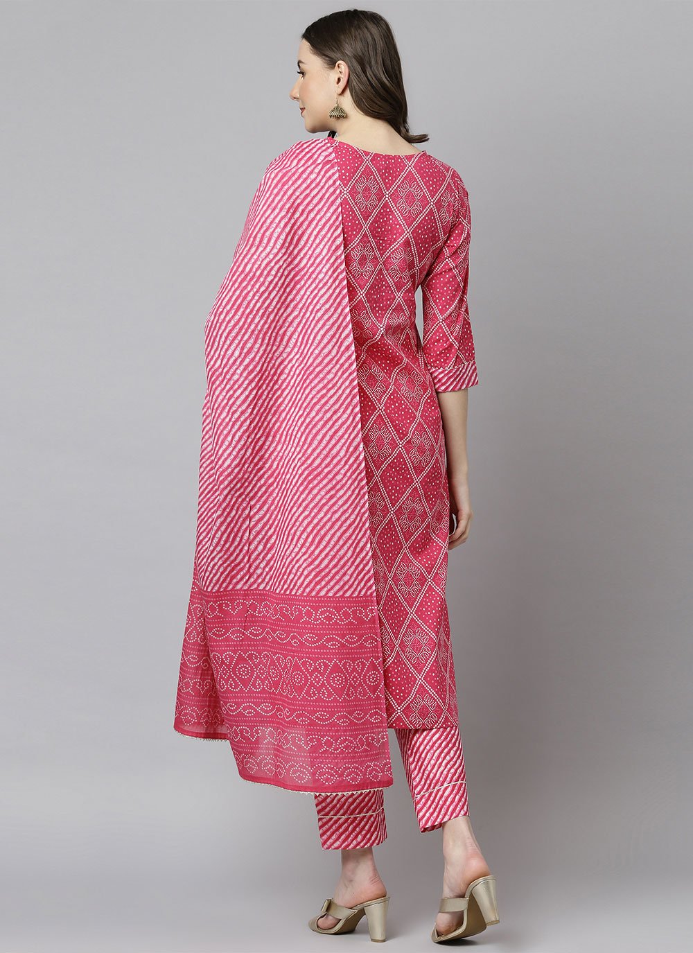 Trendy Suit Cotton Pink Print Salwar Kameez