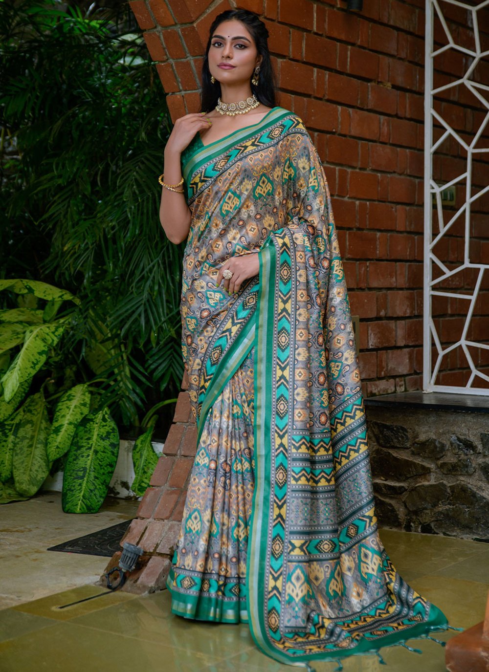 Trendy Saree Cotton Silk Green Print Saree