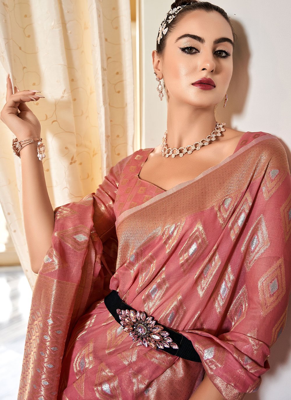 Contemporary Cotton Silk Pink Weaving Saree