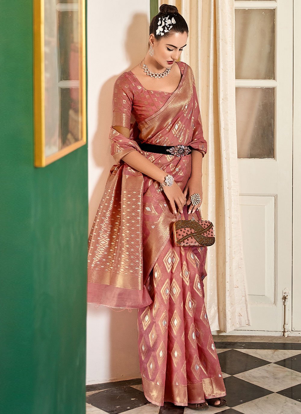 Contemporary Cotton Silk Pink Weaving Saree