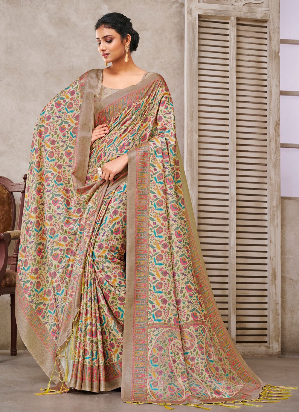 Designer Crepe Silk Cream Digital Print Saree