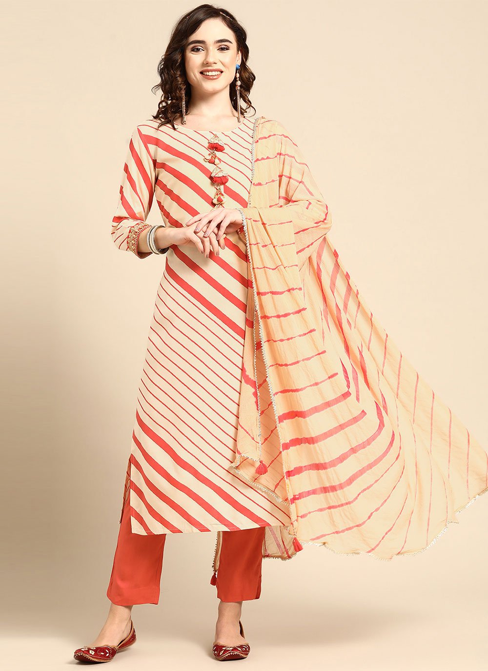 Salwar Suit Rayon Cream Print Salwar Kameez