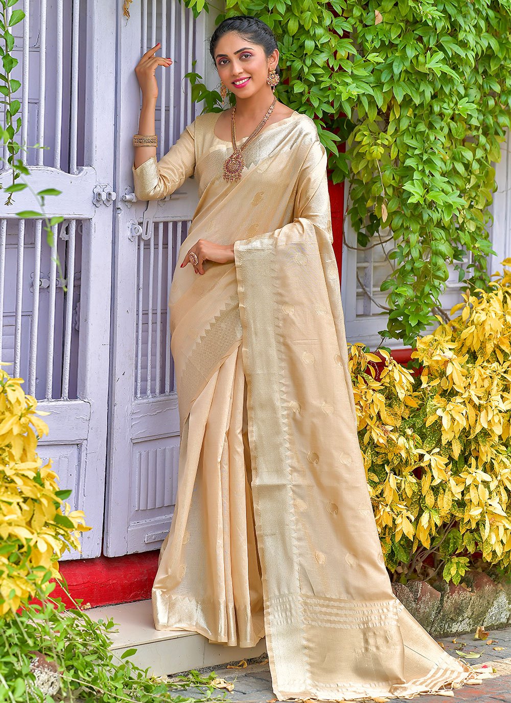 Classic Silk Cream Booti Saree