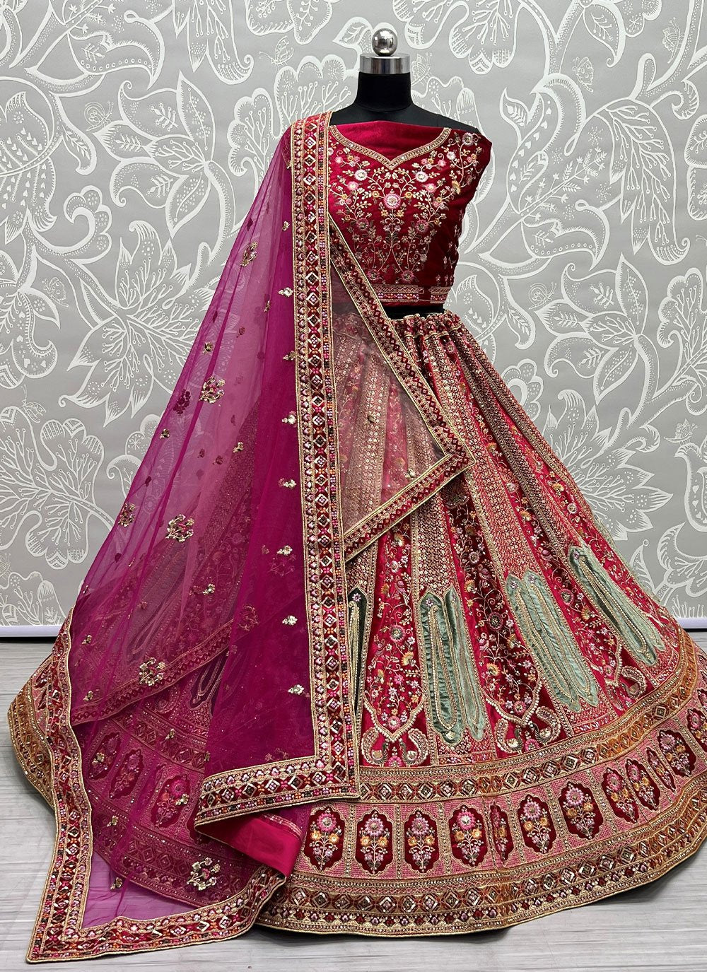 Lehenga Choli Velvet Rani Diamond Lehenga Choli