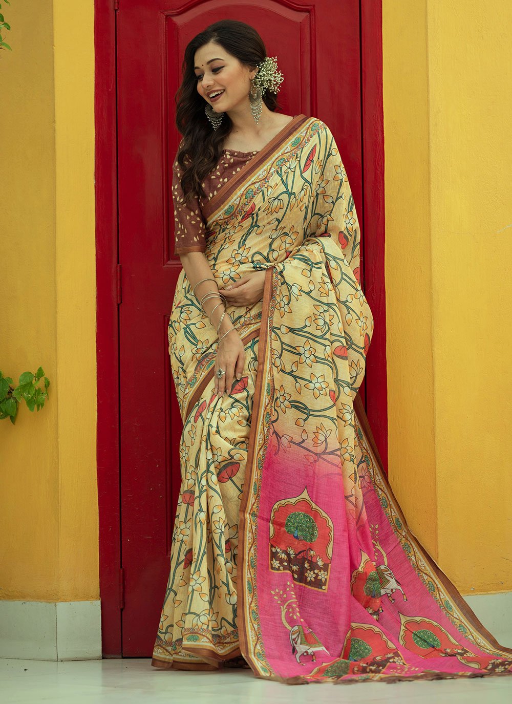 Classic Linen Yellow Digital Print Saree