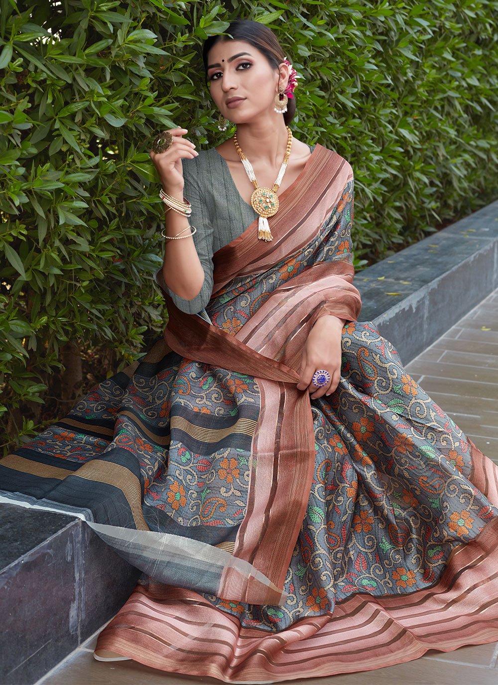 Classic Cotton Silk Grey Digital Print Saree