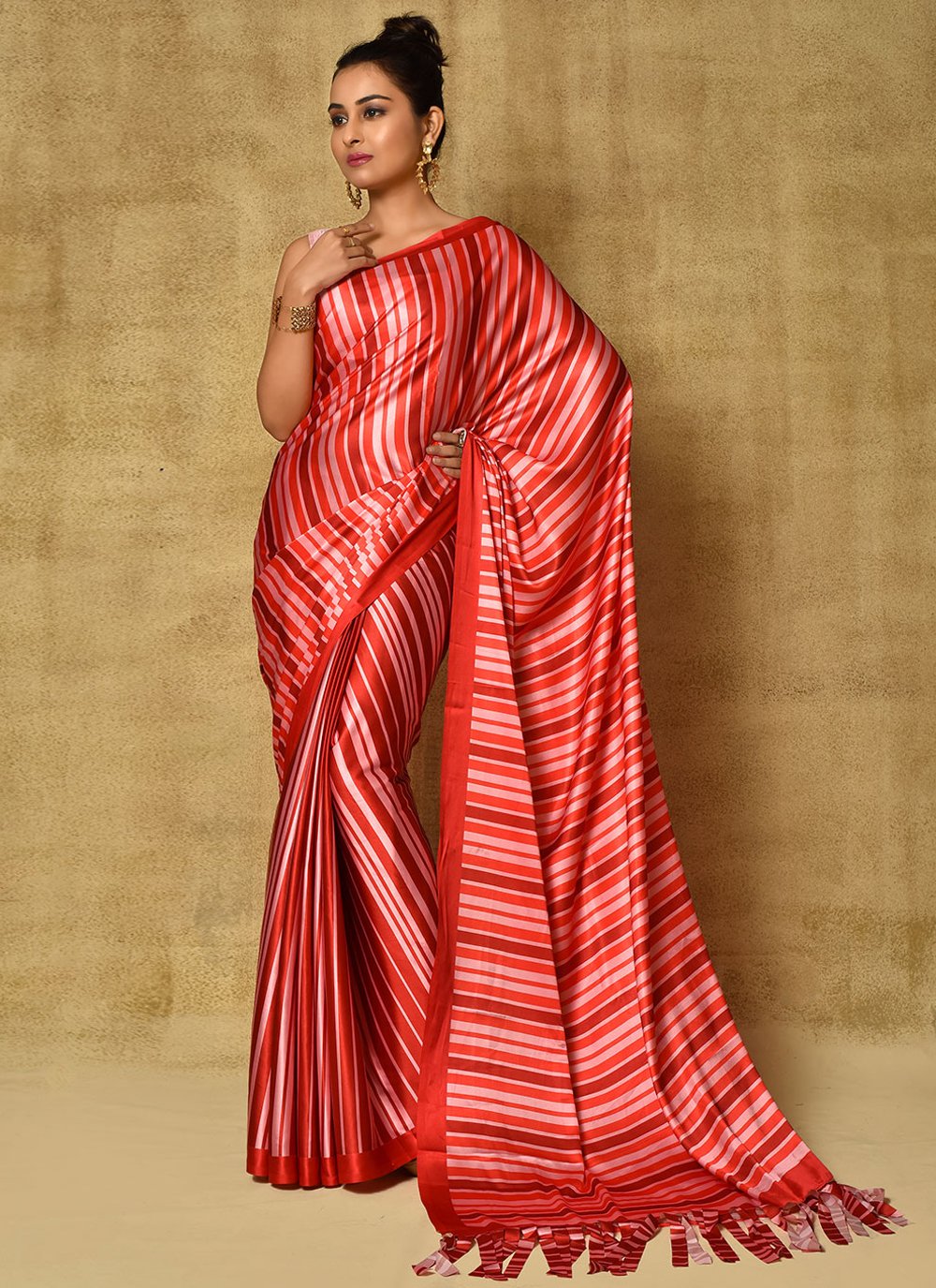 Trendy Saree Satin Peach Red Digital Print Saree