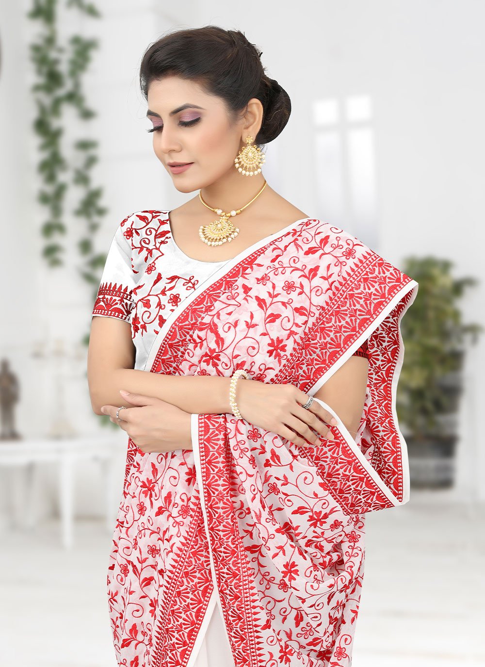 Classic Georgette White Embroidered Saree