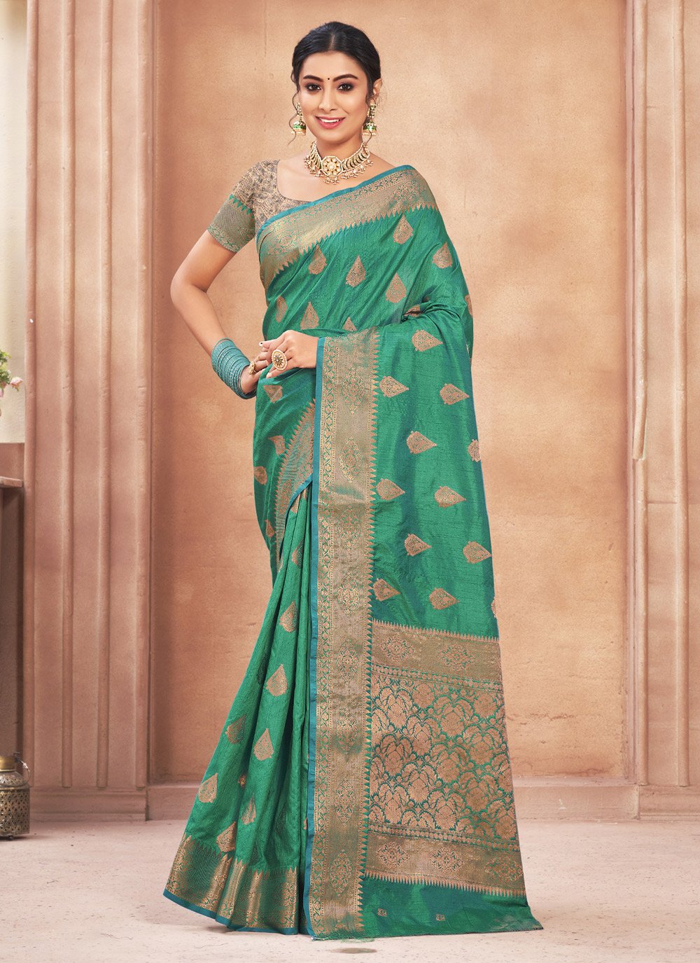 Classic Cotton Silk Rama Embroidered Saree