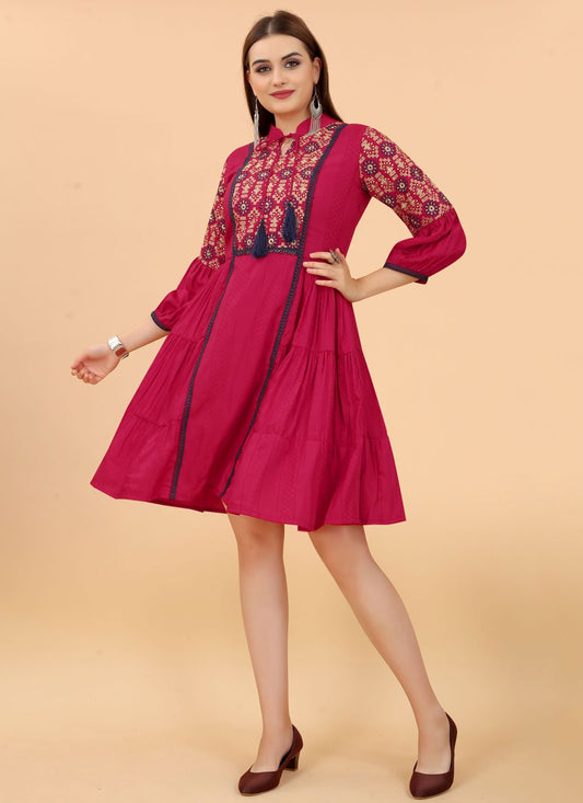 Designer Kurti Rayon Viscose Pink Embroidered Kurtis