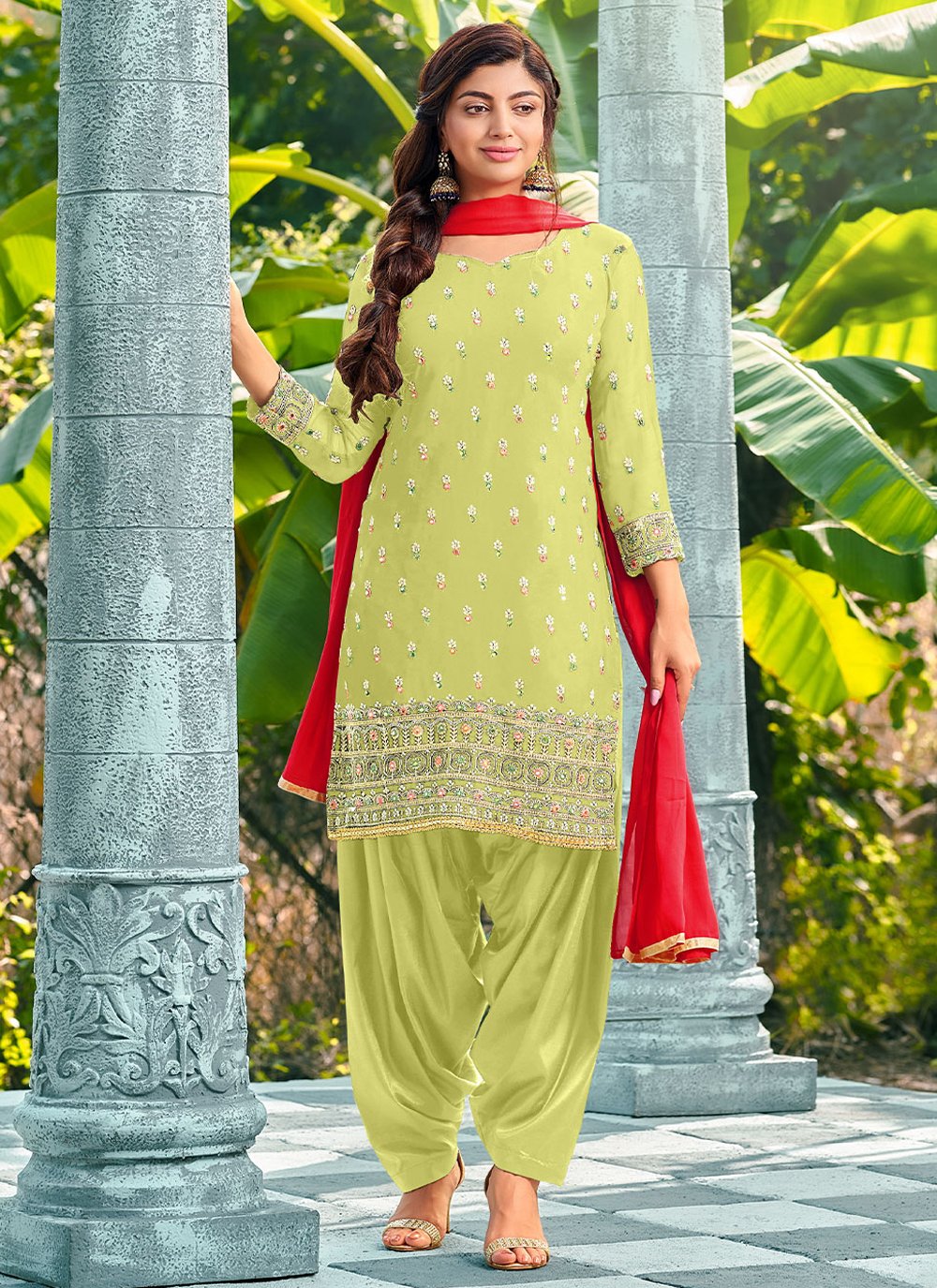 Salwar Suit Georgette Green Embroidered Salwar Kameez