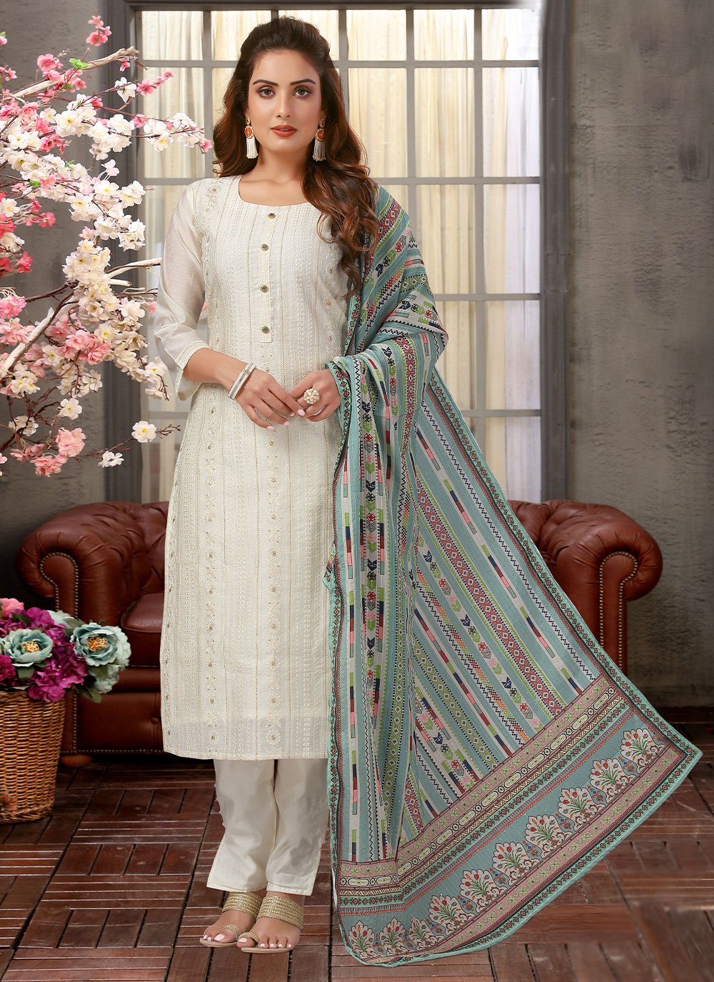 Salwar Suit Silk Off White Embroidered Salwar Kameez