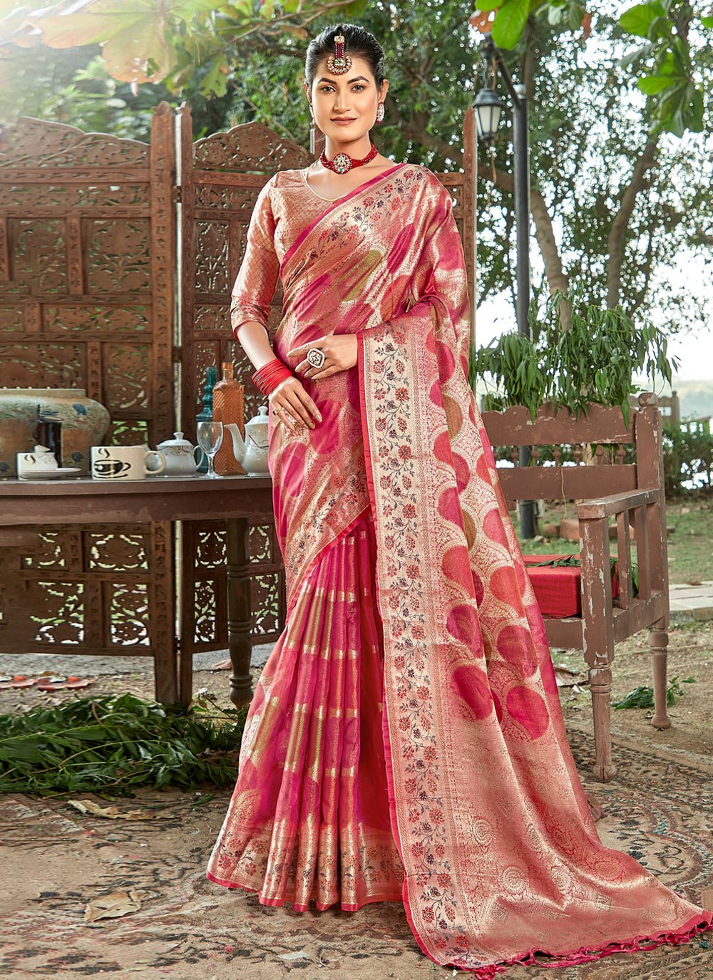 Trendy Saree Organza Rani Embroidered Saree